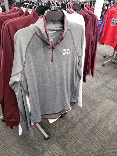 Sporting Goods Store «Academy Sports + Outdoors», reviews and photos, 5075 Goodman Rd, Olive Branch, MS 38654, USA
