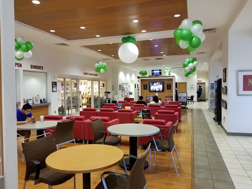 Toyota Dealer «Clearwater Toyota», reviews and photos, 21799 US Hwy 19 N, Clearwater, FL 33765, USA