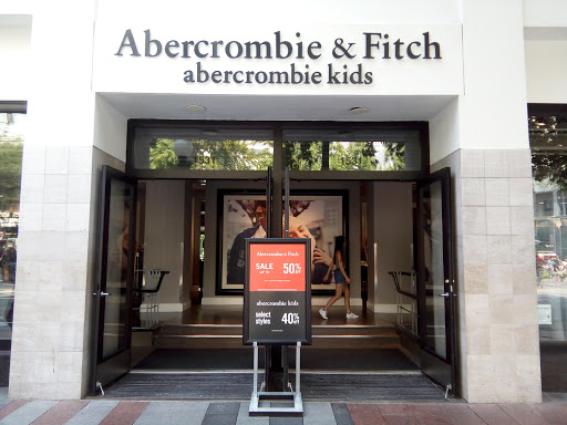 Clothing Store «Abercrombie & Fitch», reviews and photos, 1531 4th Ave, Seattle, WA 98101, USA