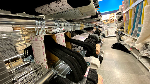 Clothing Store «Ross Dress for Less», reviews and photos, 3300 S Glenstone Ave, Springfield, MO 65804, USA