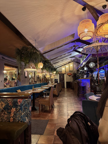 Hozzászólások és értékelések az Bali Art Cafe Bistro-ról