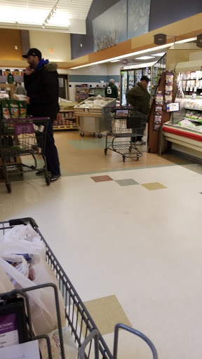 Supermarket «Stop & Shop», reviews and photos, 88 Golding Ave, West Babylon, NY 11704, USA