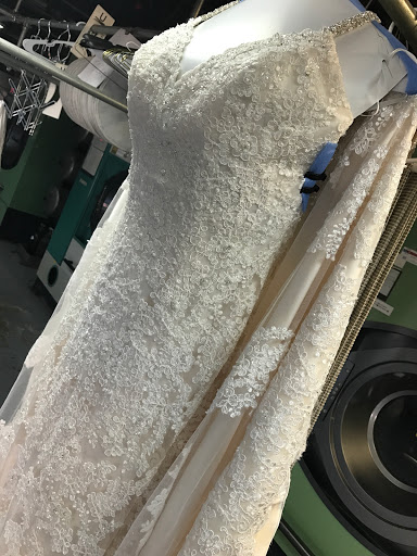 Dry Cleaner «Best Cleaners Orlando», reviews and photos, 4848 New Broad St, Orlando, FL 32814, USA