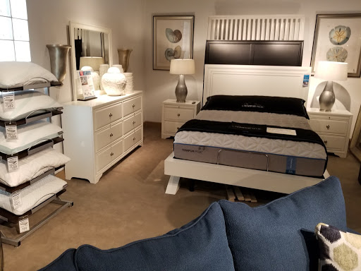 Furniture Store «Rooms To Go», reviews and photos, 6041 Lyndon B Johnson Fwy, Dallas, TX 75240, USA