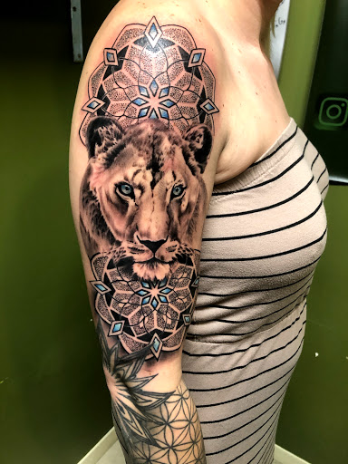 Explore dobby tattoo ideas, creative tattoo ideas in Saint Petersburg, available at Cthulhu Tattoo & Body Piercing