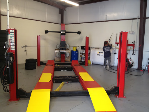 Car Repair and Maintenance «Jr. Auto Repair», reviews and photos, 8243 Narcoossee Park Dr #400, Orlando, FL 32822, USA