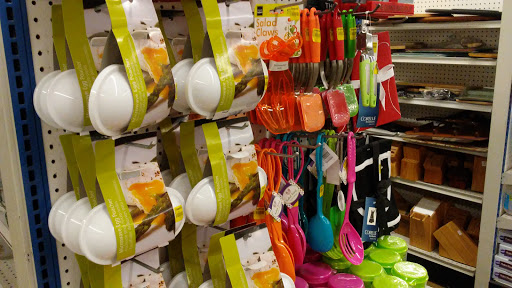 Thrift Store «Goodwill», reviews and photos