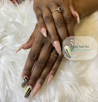 Happy Nails Bar