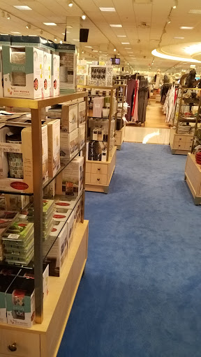 Department Store «Von Maur», reviews and photos, 1530 Polaris Pkwy, Columbus, OH 43240, USA