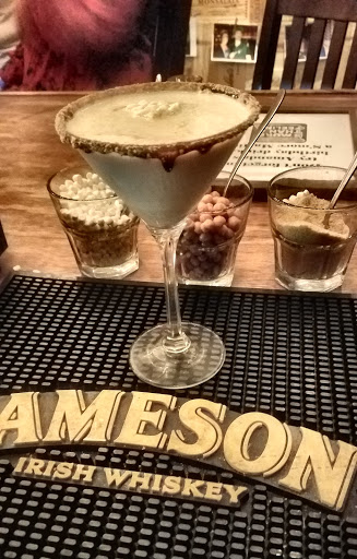 Restaurant «Maxwells», reviews and photos, 122 E Genesee St, Syracuse, NY 13202, USA