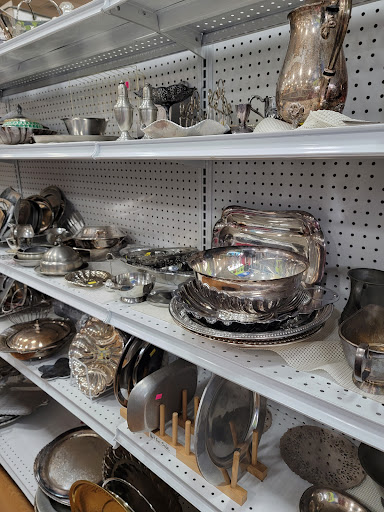 Thrift Store «Good Stuff Thrift», reviews and photos, 543 Lincoln Hwy, Fairless Hills, PA 19030, USA