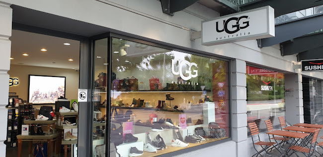 Comentarii opinii despre UGG Montreux