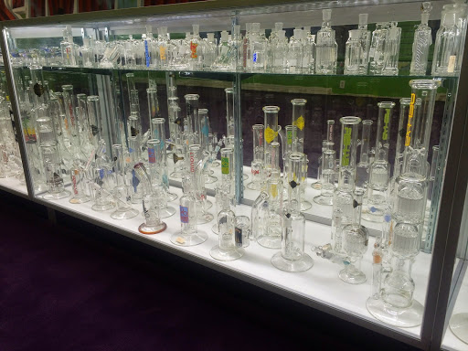 Tobacco Shop «Wonderland Smoke Shop East Hanover», reviews and photos, 320 NJ-10, East Hanover, NJ 07936, USA