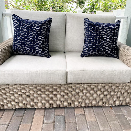 Stores to buy custom-made cushions Tampa