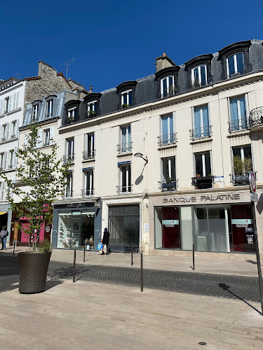 Agence immobilière Société LAPOSTOLLE Vincennes