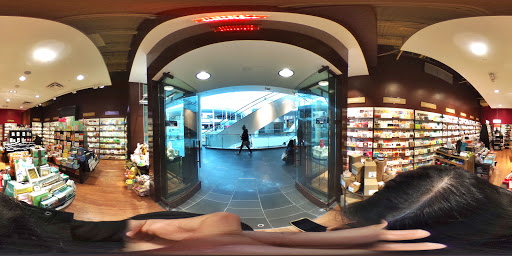 Greeting Card Shop «Papyrus», reviews and photos, 1100 S Hayes St, Arlington, VA 22202, USA