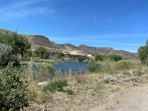 Lockwood Trailhead