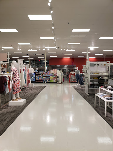 Department Store «Target», reviews and photos, 227 Highland Ave, Salem, MA 01970, USA