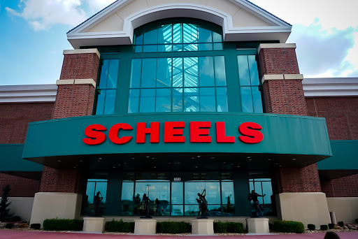 Sporting Goods Store «SCHEELS», reviews and photos, 6503 W 135th St, Overland Park, KS 66223, USA