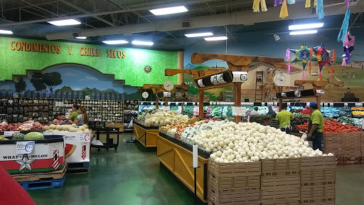 Grocery Store «El Rio Grande #7», reviews and photos, 10325 Lake June Rd #400, Dallas, TX 75217, USA