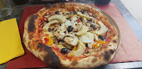 Pizza du RESTAURANT L'ERIDAN à Annecy - n°6