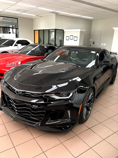 Car Dealer «Chicago Motor Cars», reviews and photos, 27W110 North Ave, West Chicago, IL 60185, USA