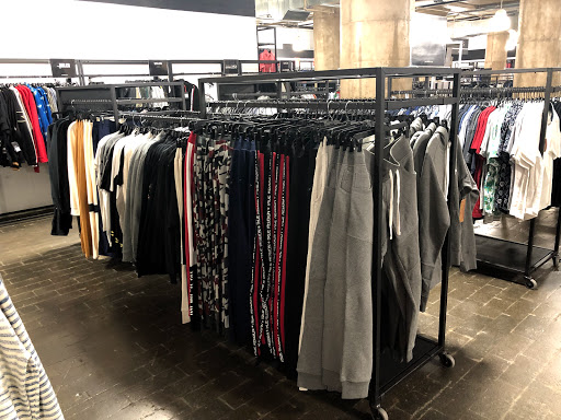 Department Store «Saks OFF 5TH», reviews and photos, 850 3rd Ave, Brooklyn, NY 11232, USA