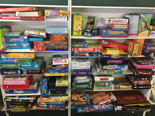 Thrift Store «Orange Lutheran Thrift Shop», reviews and photos, 676 N Tustin St, Orange, CA 92867, USA