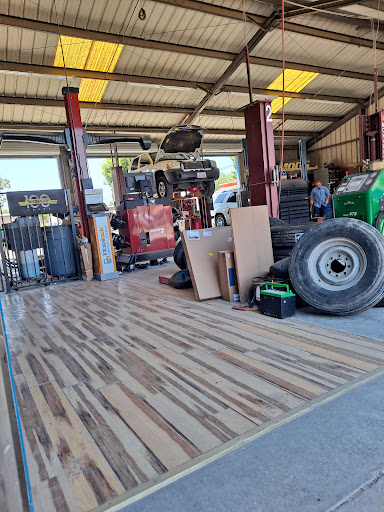 Auto Repair Shop «Billingsley Tire Inc.-Coalinga», reviews and photos, 301 E Forest Ave, Coalinga, CA 93210, USA