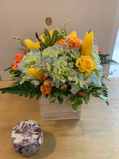 Florist «Flowers By Elizabeth», reviews and photos, 3131 NJ-38 #12, Mt Laurel, NJ 08054, USA