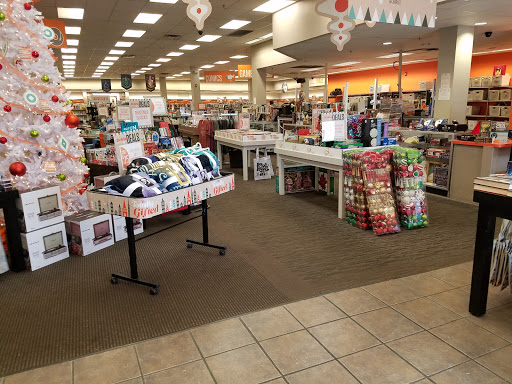 Used Book Store «2nd & Charles», reviews and photos, 3525 Ross Clark Cir #300, Dothan, AL 36303, USA