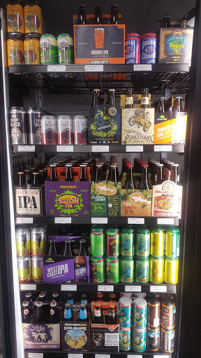 Liquor Store «Alamo City Liquor», reviews and photos, 26108 Overlook Pkwy, San Antonio, TX 78260, USA