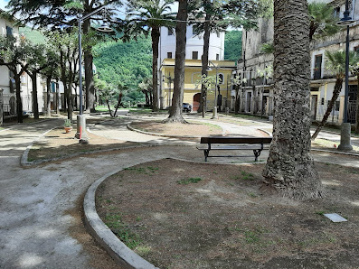 Villetta comunale Piazza Trieste Piazza Trieste, 82019 Sant'Agata Dé Goti BN, Italia