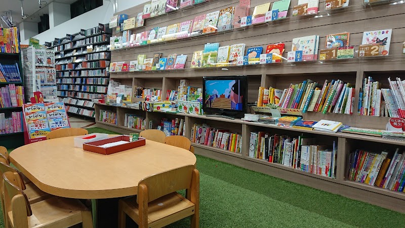 蔦屋書店 竹尾インター店