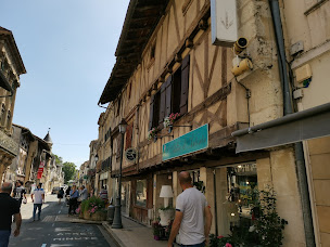 Photo n°5 de Ste foy la Grande à Pineuilh ()