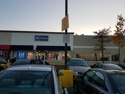 Clothing Store «Gap Outlet», reviews and photos, 3149 John F. Kennedy Blvd, North Bergen, NJ 07047, USA