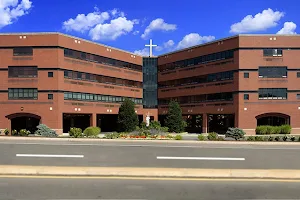 Holy Redeemer Hospital image