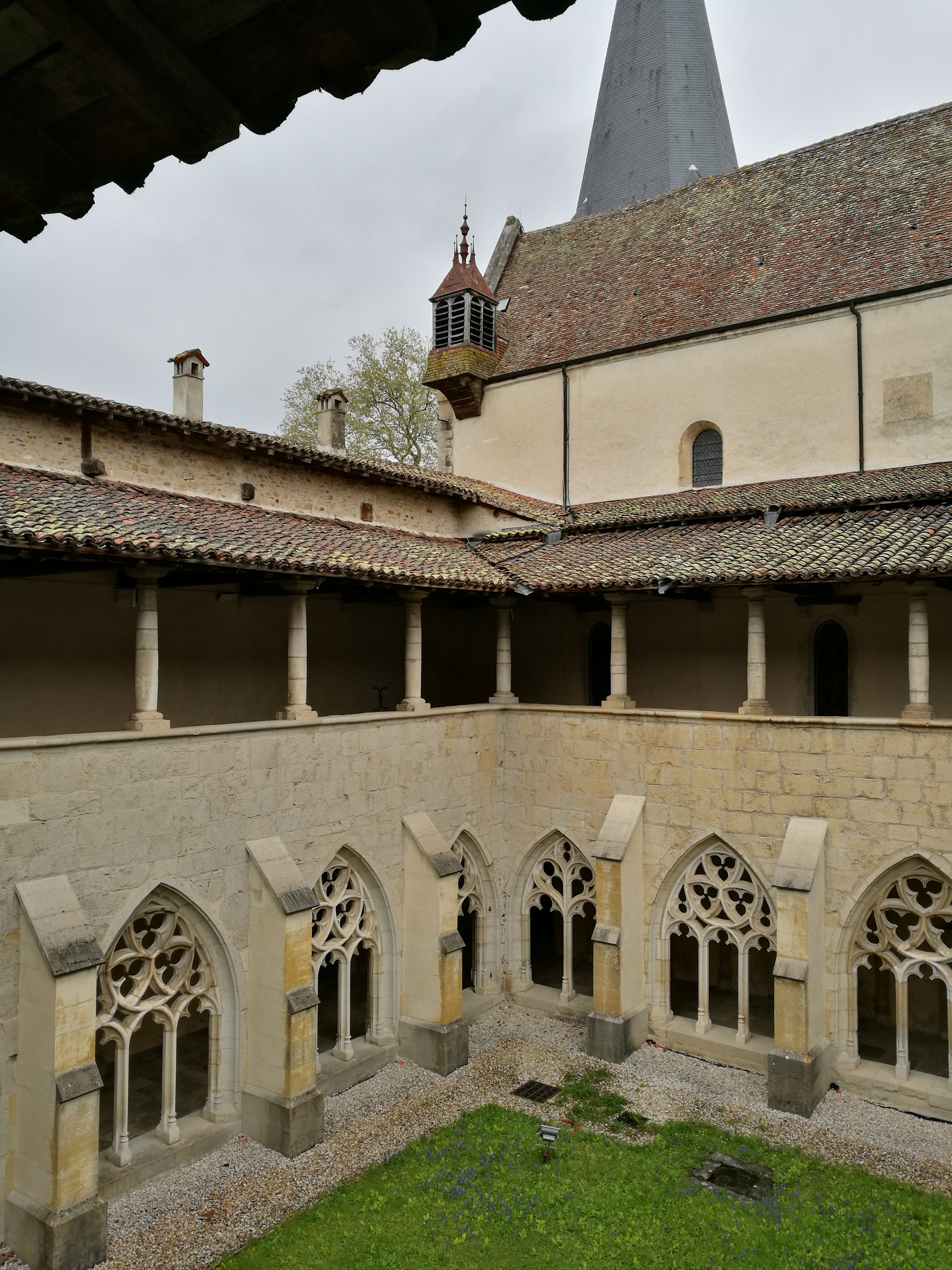 Photo n° 3 de l'avis de Philippe.a fait le 27/04/2019 à 12:22