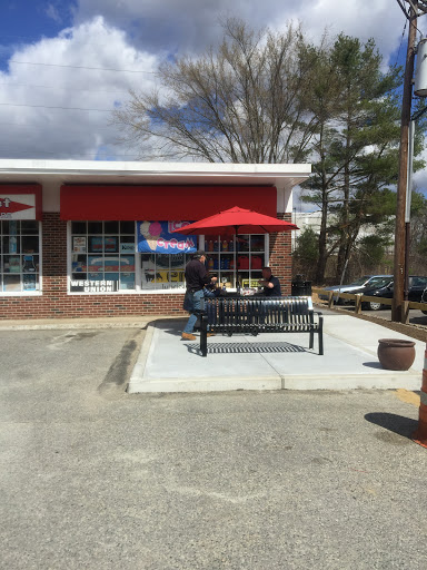 Convenience Store «Wayland Mini Market», reviews and photos, 334 Boston Post Rd, Wayland, MA 01778, USA