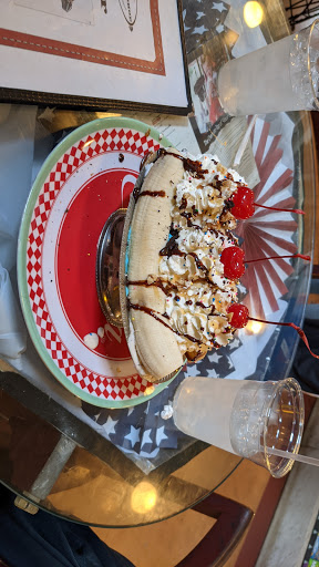 Ice Cream Shop «Corner Shop», reviews and photos, 171 Main St, Bramwell, WV 24715, USA