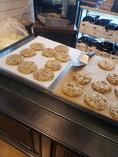 Grocery Store «Westborn Market», reviews and photos, 21770 Michigan Ave, Dearborn, MI 48124, USA