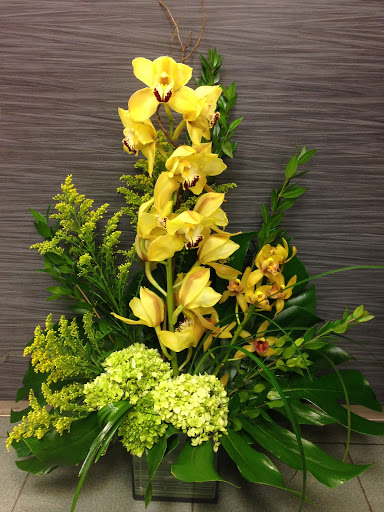 Florist «Elegant Florist», reviews and photos, 6909 4th Ave, Brooklyn, NY 11209, USA