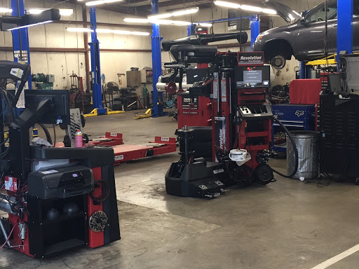 Auto Machine Shop «Bayside Auto and Tire Center», reviews and photos, 1904 Bay St, Fall River, MA 02724, USA