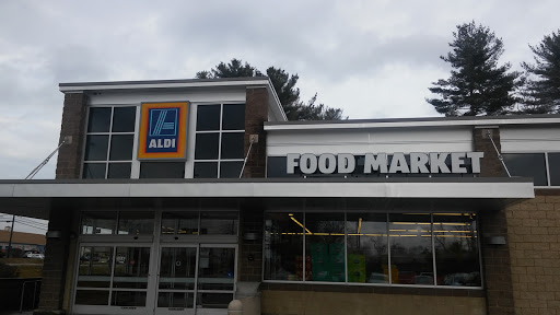 Supermarket «ALDI», reviews and photos, 332 Boston Post Rd, North Windham, CT 06256, USA