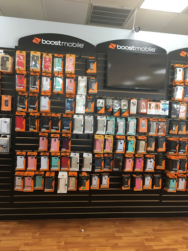 Cell Phone Store «Boost Mobile Store by MS Telecom», reviews and photos, 2828 Battleground Ave, Greensboro, NC 27408, USA