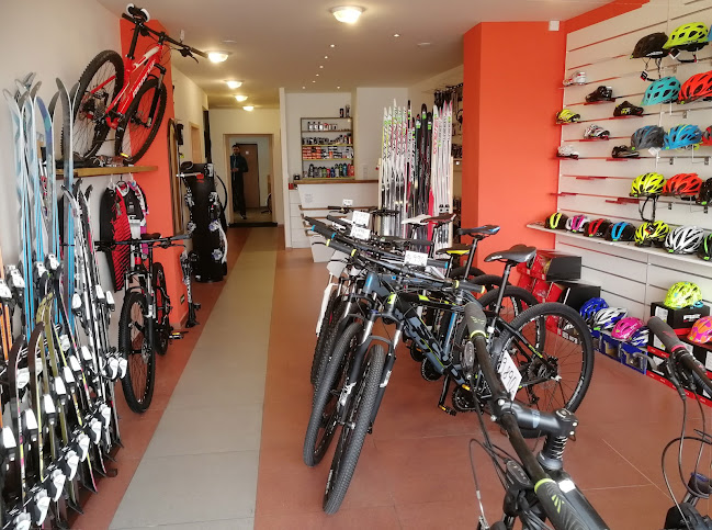 2 Seasons - ski & bike