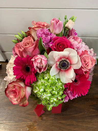 Florist «Buy the Bunch», reviews and photos, 103 Railroad Ave, Fort Mill, SC 29715, USA