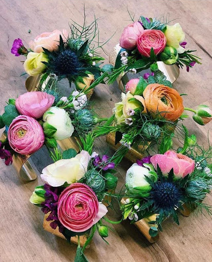 Florist «Bates Flowers by DZyne», reviews and photos, 813 4th Ave, Grinnell, IA 50112, USA