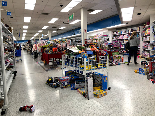 Clothing Store «Ross Dress for Less», reviews and photos, 6900 Katella Ave, Cypress, CA 90630, USA