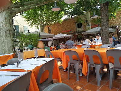 Pizzeria Chez Marie ( L'IMPREVU ) à Saint-Maximin-la-Sainte-Baume